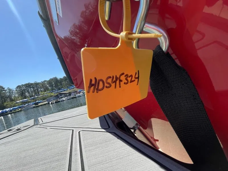 Slide: The Image of Heyday Wake Boats WT Surf 2024 - 14