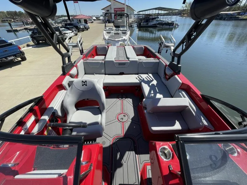 Slide: The Image of Heyday Wake Boats WT Surf 2024 - 5