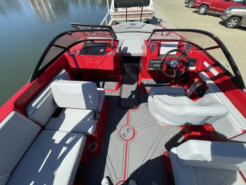 Slide: The Image of Heyday Wake Boats WT Surf 2024 - 9