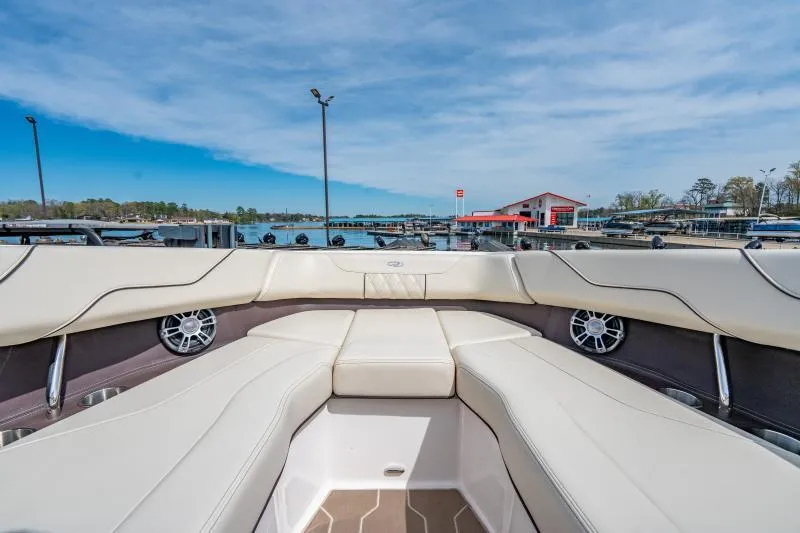 Slide: The Image of Regal LS6 2024 - 11