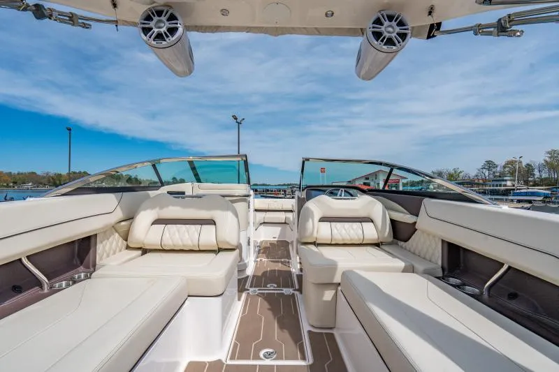 Slide: The Image of Regal LS6 2024 - 18