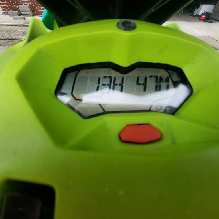 Slide: The Image of Sea-Doo Spark® 3-up Rotax® 900 ACE™ CONV & iBR 2022 - 5