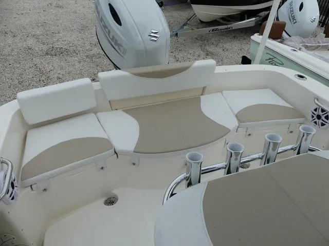 Slide: The Image of Bulls Bay 200CC 2025 - 10