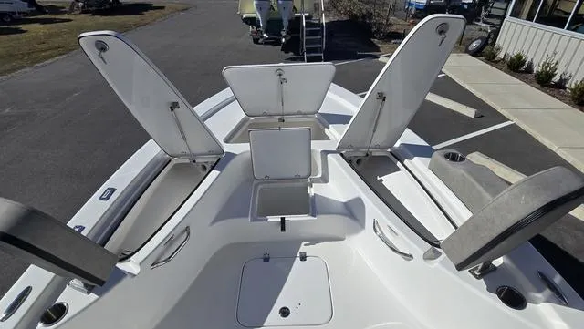 Slide: The Image of Sea Pro 230 Bay 2024 - 17