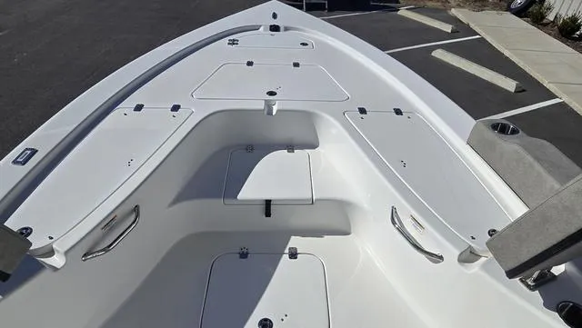 Slide: The Image of Sea Pro 230 Bay 2024 - 18