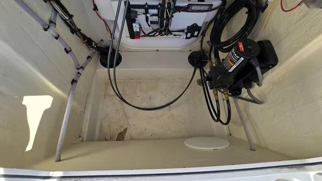 Slide: The Image of Sea Pro 230 Bay 2024 - 25