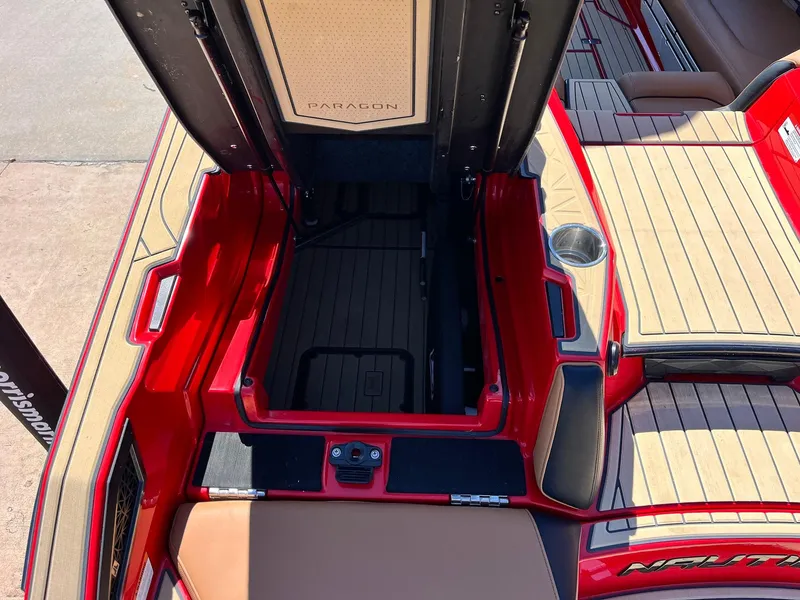 Slide: The Image of Nautique Super Air Nautique G25 Paragon 2021 - 50