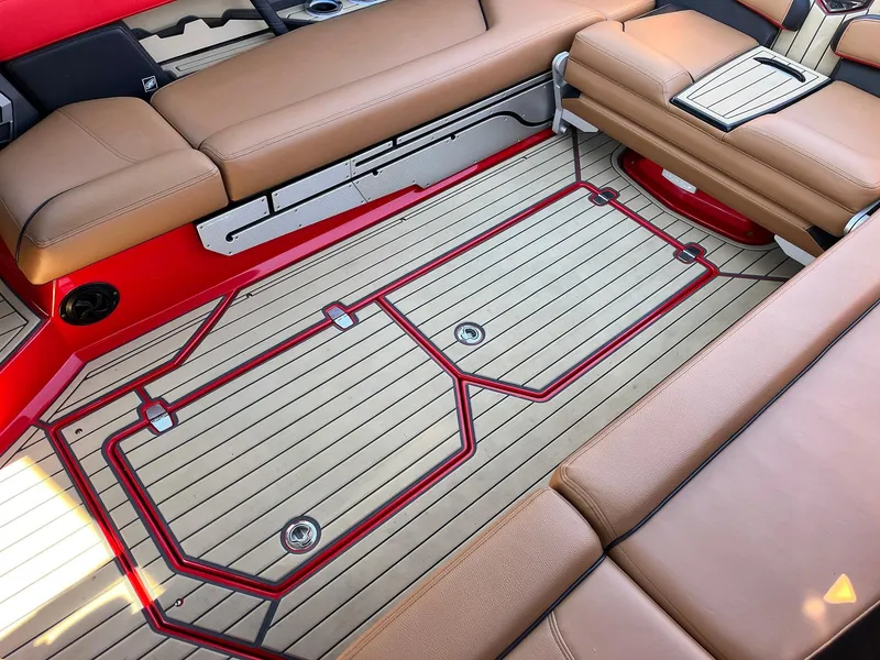 Slide: The Image of Nautique Super Air Nautique G25 Paragon 2021 - 61