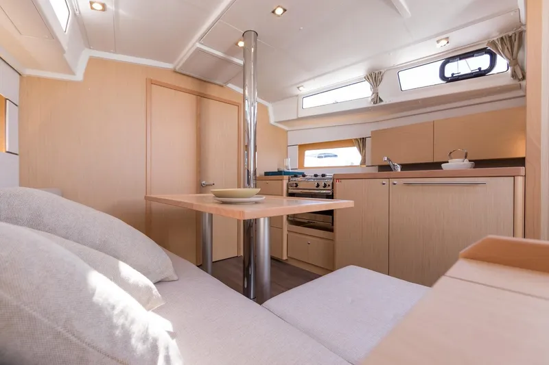 Slide: The Image of Manufacturer Provided Image: Manufacturer Provided Image: Manufacturer Provided Image - 8