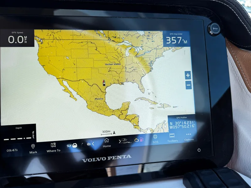 Slide: The Image of Volvo Penta navigation display showing North America map on Regal LS6, 2025 model. - 40