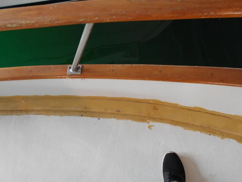 Slide: The Image of Fiberglass repair - 13