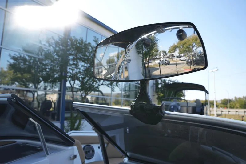Slide: The Image of MasterCraft XT22 2020 - 20