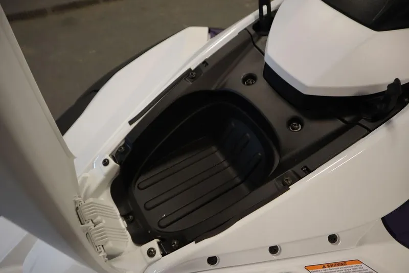 Slide: The Image of 2025 Yamaha WaveRunner JetBlaster LTD, sleek white design, close-up view. - 26