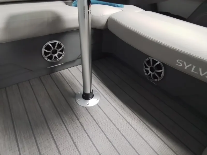 Slide: The Image of Sylvan L-5 DLZ Bar 2025 - 26