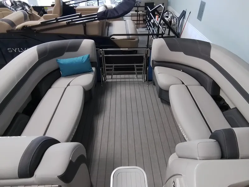 Slide: The Image of Sylvan L-5 DLZ Bar 2025 - 31