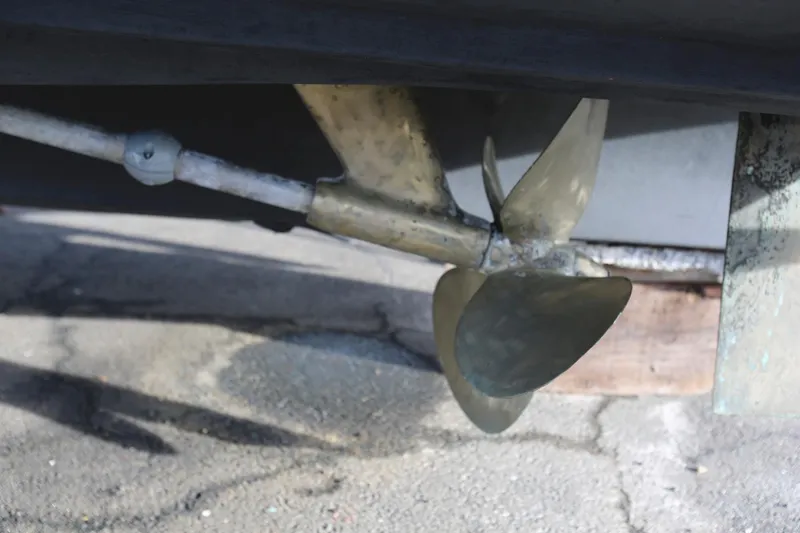 Slide: The Image of Propeller of 1998 Sunseeker Camargue 44 yacht on dry dock. - 17