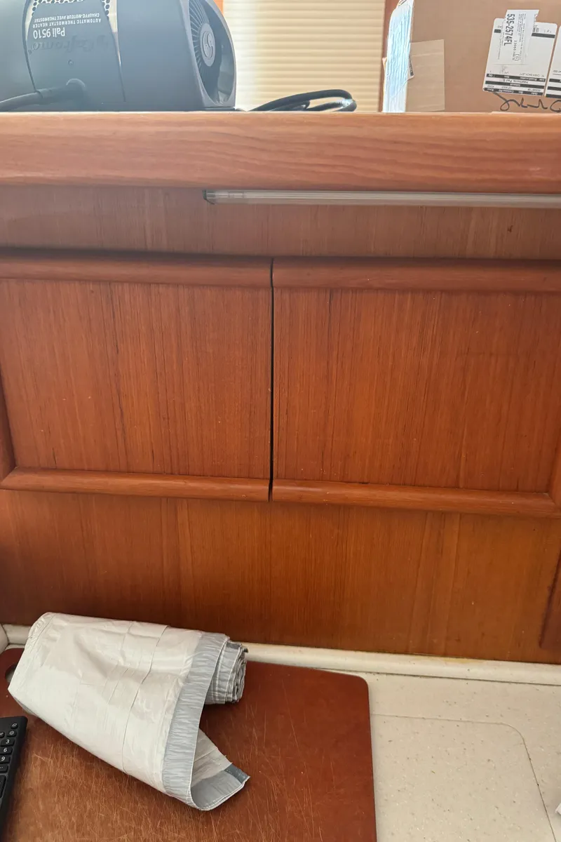 Slide: The Image of Post 46 Convertible 1992 - 52