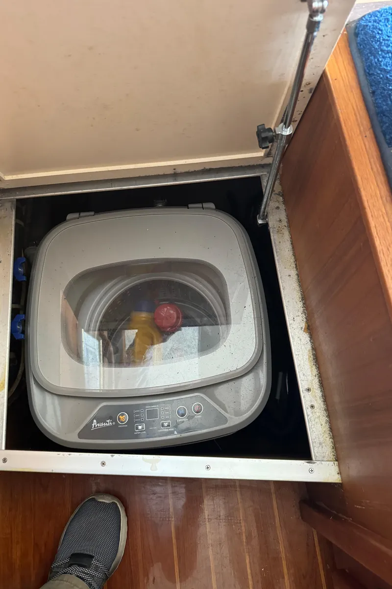 Slide: The Image of Post 46 Convertible 1992 - 64