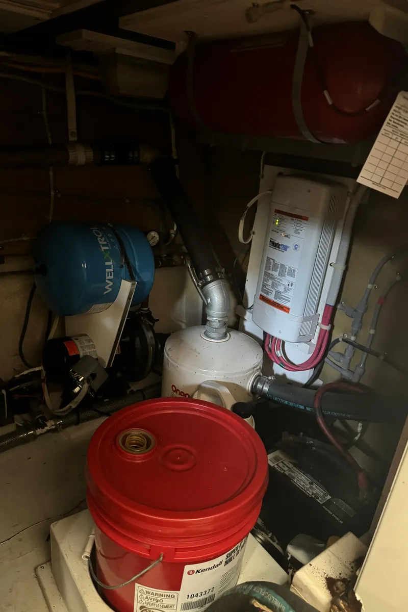 Slide: The Image of Post 46 Convertible 1992 - 91