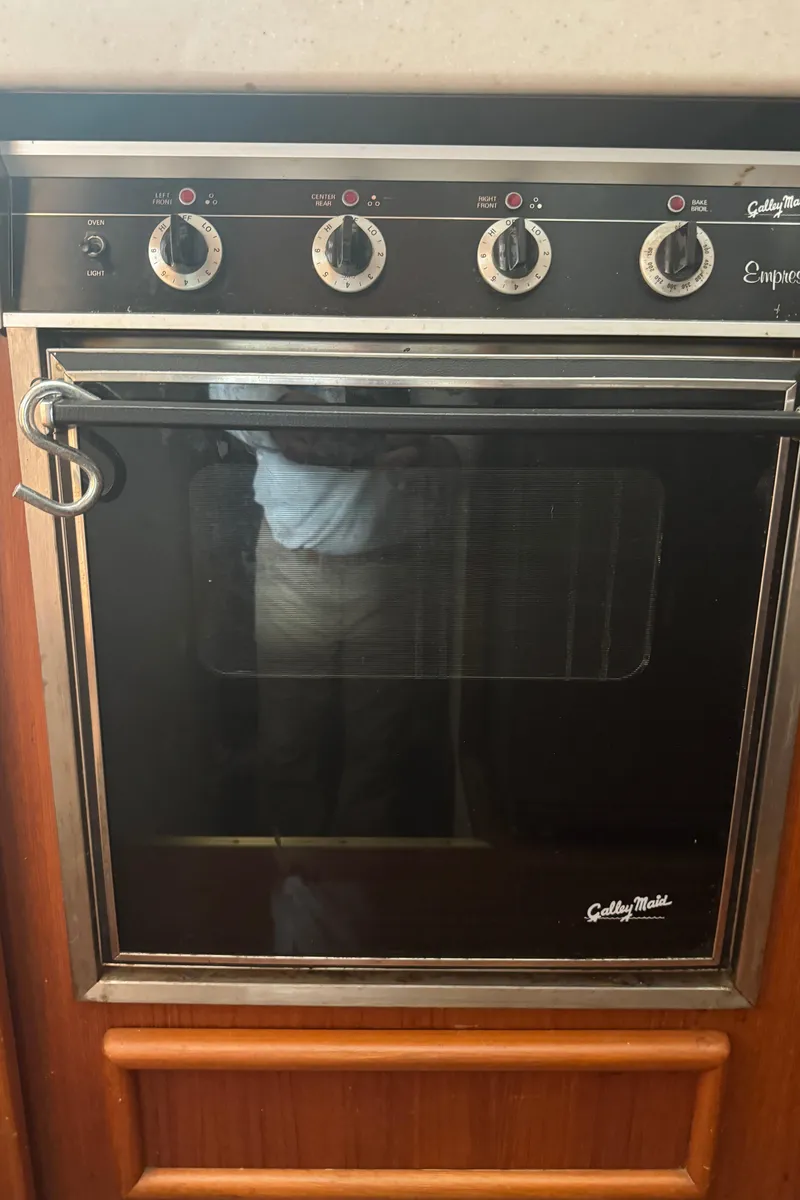 Slide: The Image of Post 46 Sportfish 1992 - 60