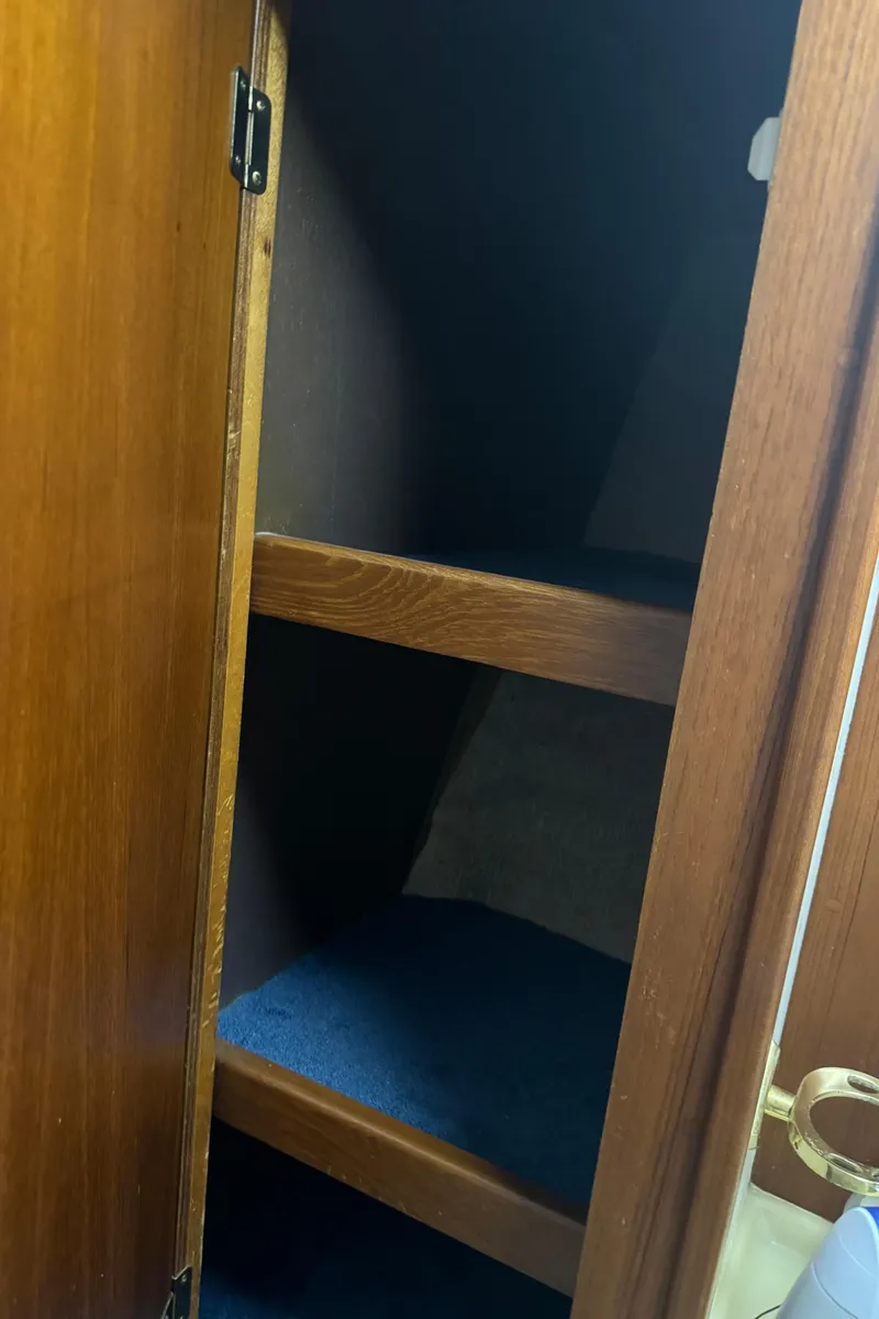 Slide: The Image of Post 46 Sportfish 1992 - 70