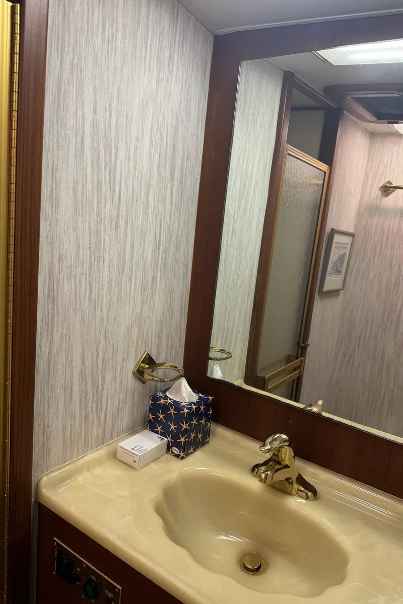 Slide: The Image of Post 46 Sportfish 1992 - 77