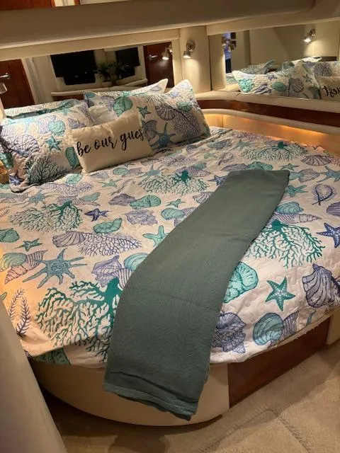 Slide: The Image of Sea Ray 480 Sedan Bridge 2004 - 19