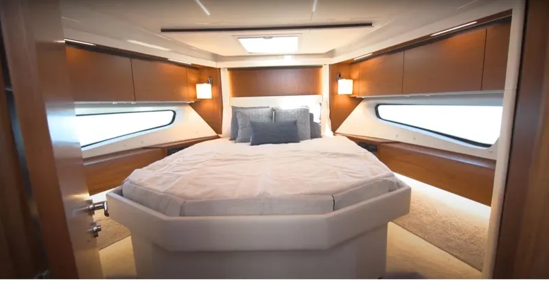 Slide: The Image of Tiara 49 Coupe - V-Berth - 27