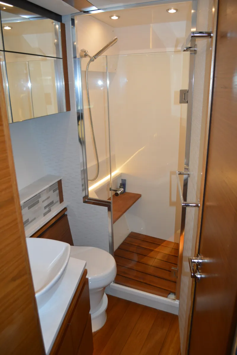 Slide: The Image of Tiara 49 Coupe - Guest Head - 32