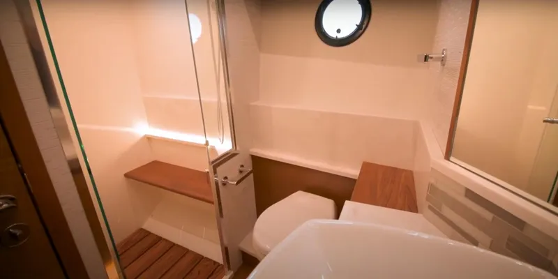 Slide: The Image of Tiara 49 Coupe - Head (4) - 53