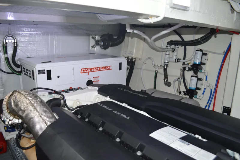 Slide: The Image of Tiara 49 Coupe - Gen Set - 64