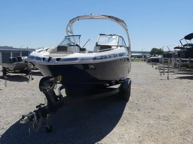 Slide: The Image of Yamaha SX240 High Output With Painted Trailer 2014 - 9