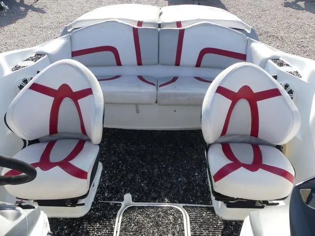 Slide: The Image of Sea-Doo SPEEDSTER 200 2005 - 6