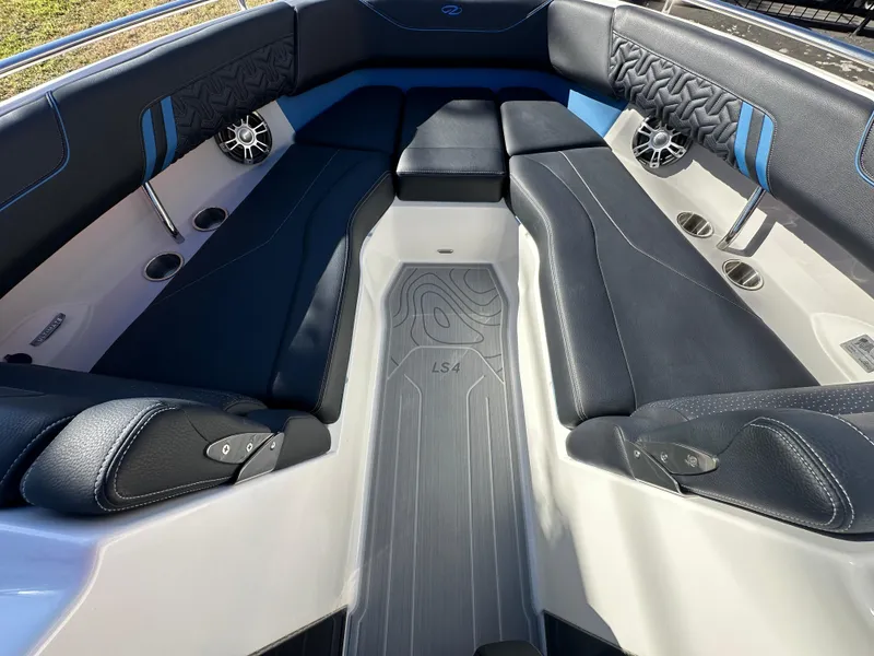Slide: The Image of 2025 Regal LS4 Surf boat interior with sleek seating and modern design. - 40