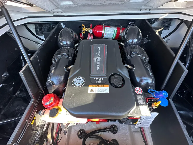 Slide: The Image of Regal LS4 Surf 2025 - 77