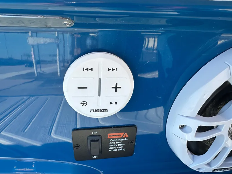 Slide: The Image of Regal LS4 Surf 2025 - 92