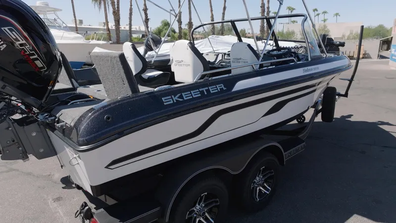 Slide: The Image of Skeeter Solera 189 2025 - 12