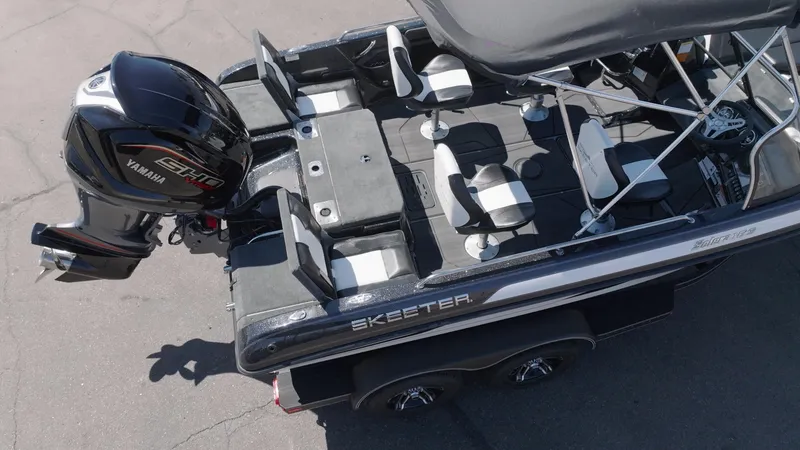 Slide: The Image of Skeeter Solera 189 2025 - 16