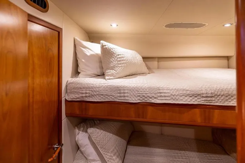 Slide: The Image of Bertram 670E 2004 - 25