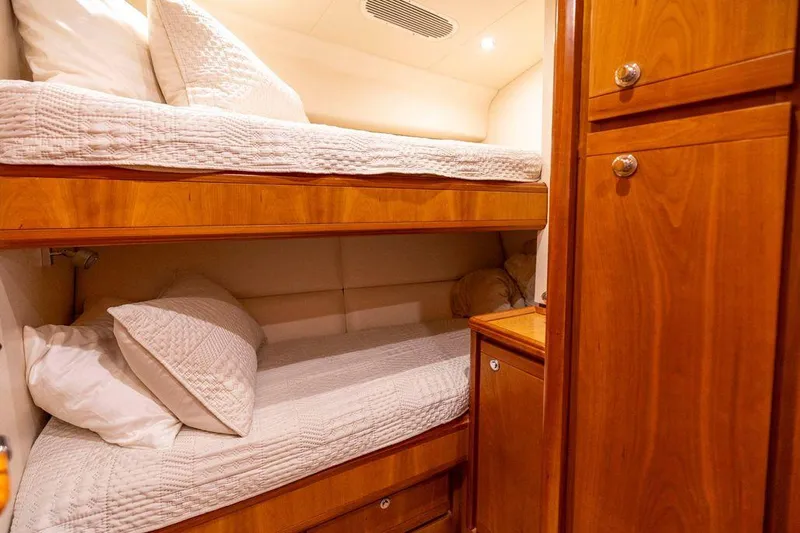 Slide: The Image of Bertram 670E 2004 - 26