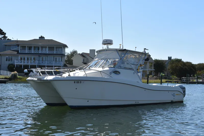 Slide: The Image of World Cat 270 EC 2003 - 21