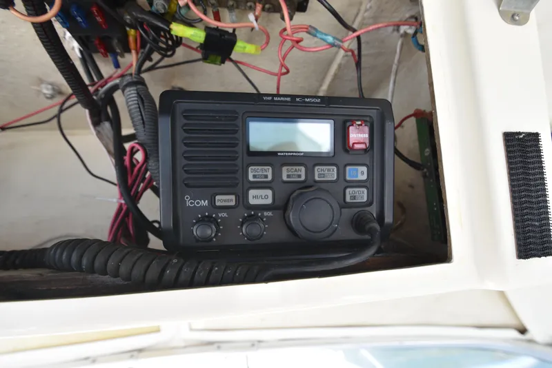 Slide: The Image of World Cat 270 EC 2003 - 8