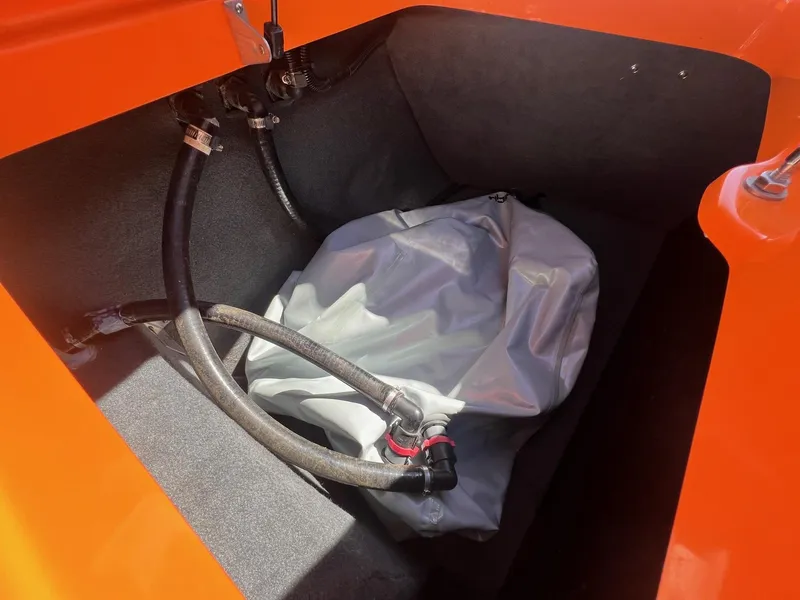 Slide: The Image of MasterCraft NXT22 2016 - 28