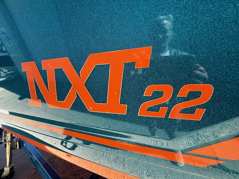 Slide: The Image of MasterCraft NXT22 2016 - 8