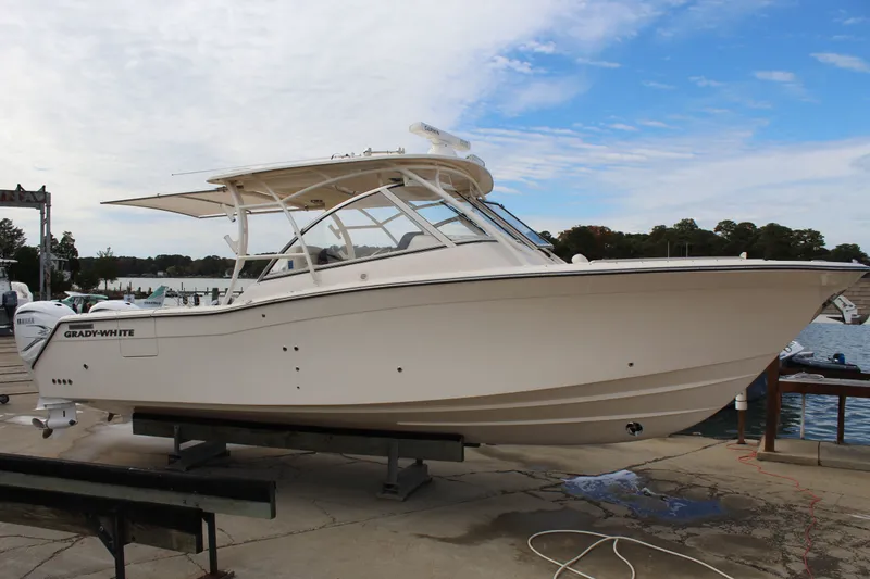 Slide: The Image of Grady-White Freedom 335 2023 - 58