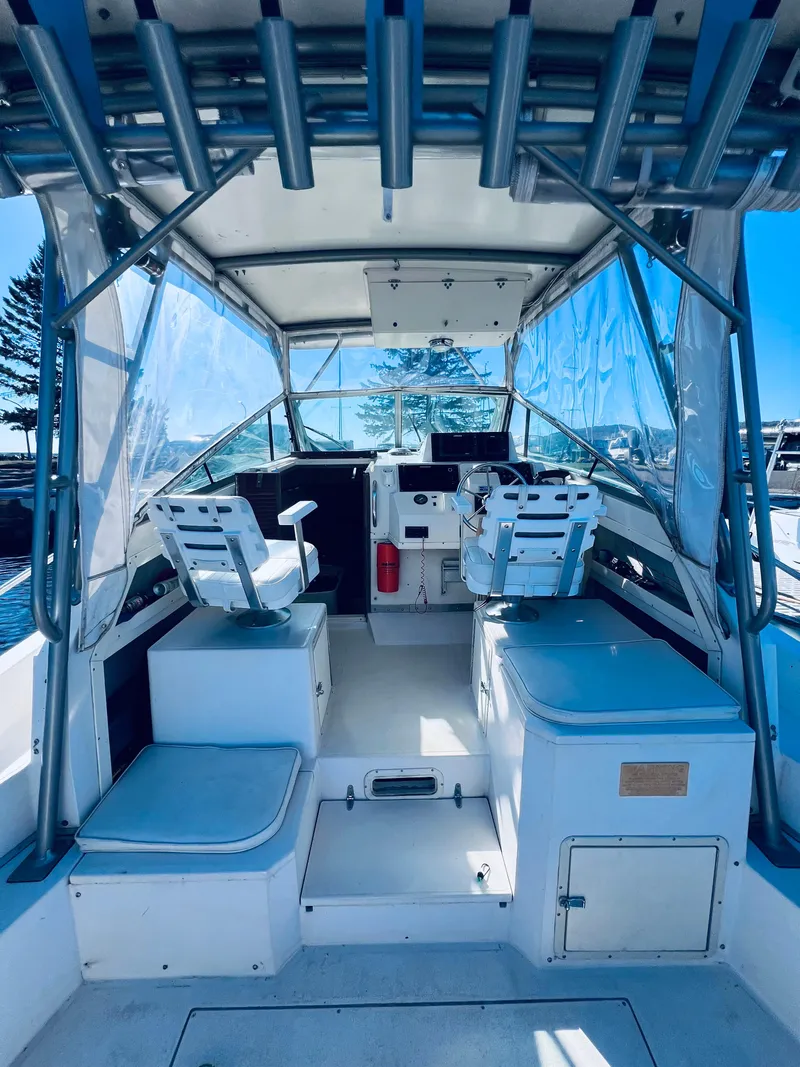 Slide: The Image of Grady-White Marlin 280 1990 - 5