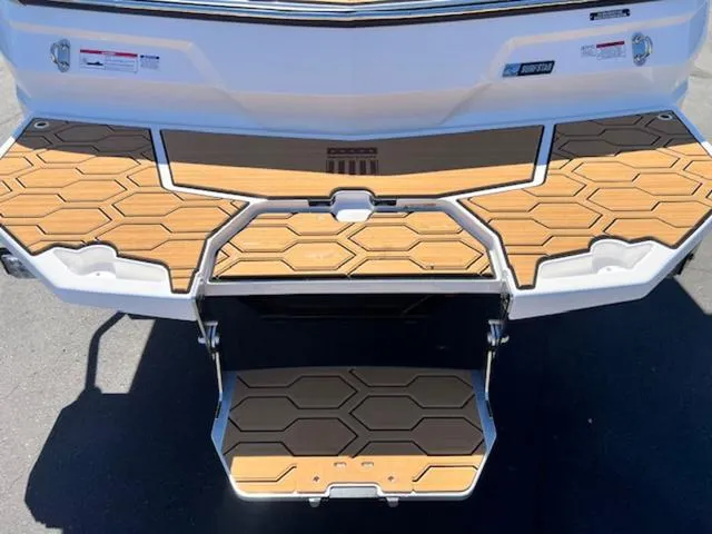 Slide: The Image of MasterCraft NXT22 2025 - 10