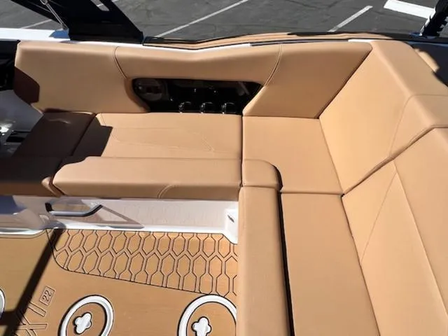 Slide: The Image of MasterCraft NXT22 2025 - 17