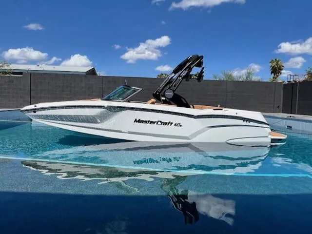 Slide: The Image of MasterCraft NXT22 2025 - 22