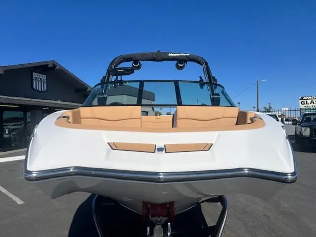 Slide: The Image of MasterCraft NXT22 2025 - 4